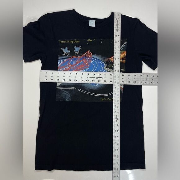 Panic At The Disco Death Of A Bachelor Graphic T-shirt Women Small Black Music - Picture 5 of 5